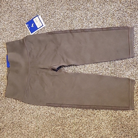 NWT joylab high rise capri leggings - Picture 2 of 5